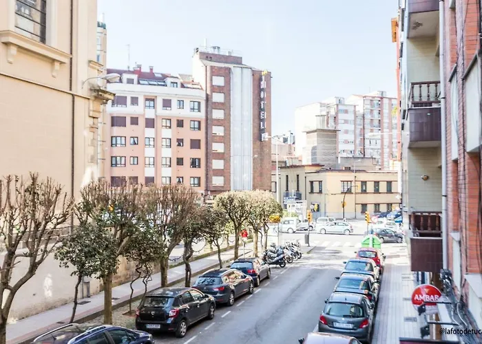 Апартаменты Apto. Jesuitas Хихон